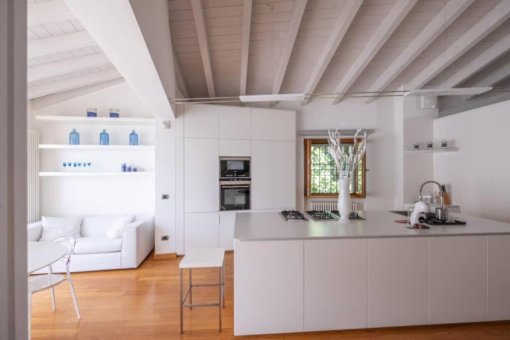 Happy Guest Apartments - Lake & Style Riva di Solto Kültér fotó